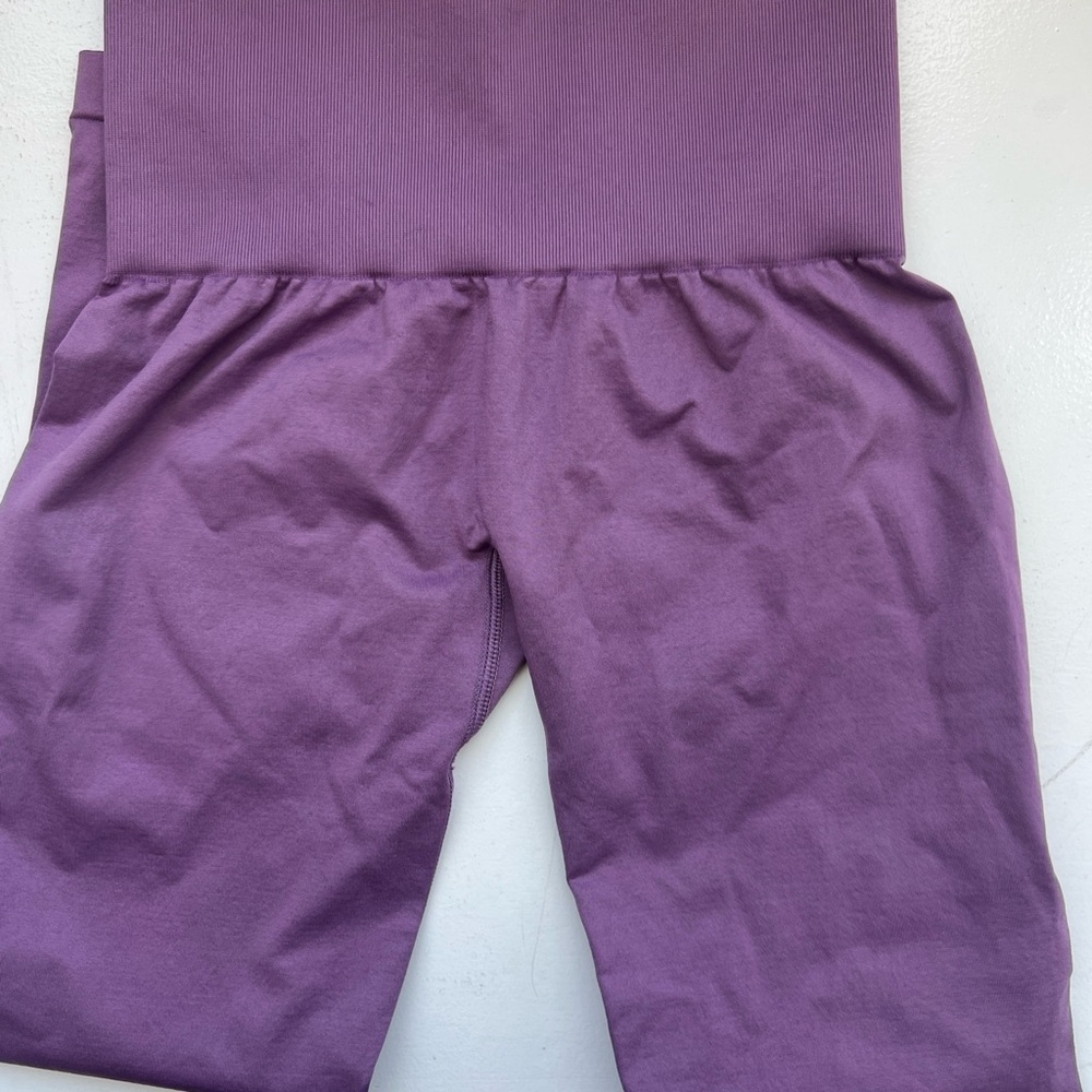 Peachy Bunz leggings size xs - Picture 3 of 4